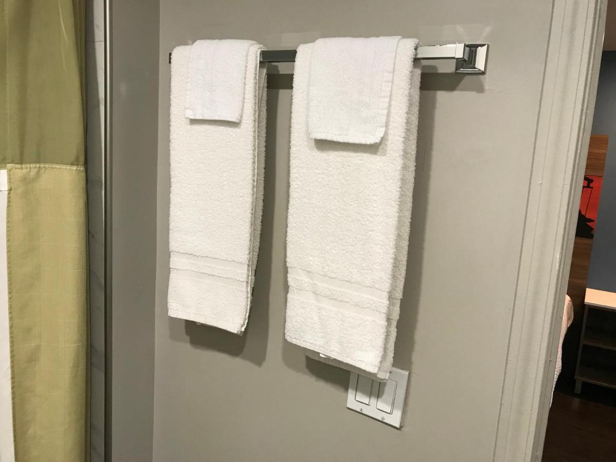 Hyland Inn Brea Zewnętrze zdjęcie