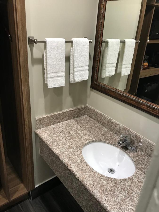 Hyland Inn Brea Zewnętrze zdjęcie