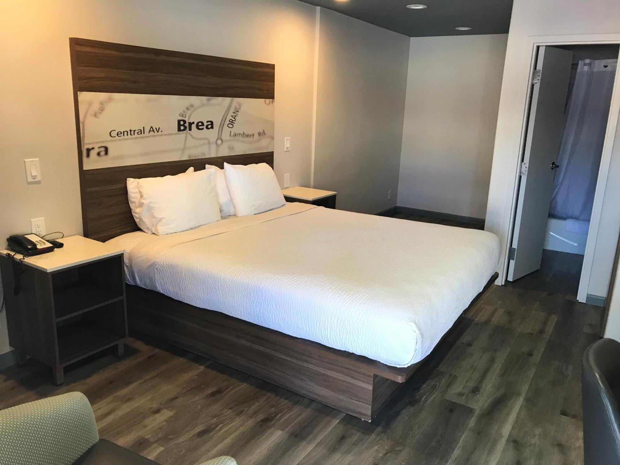 Hyland Inn Brea Zewnętrze zdjęcie