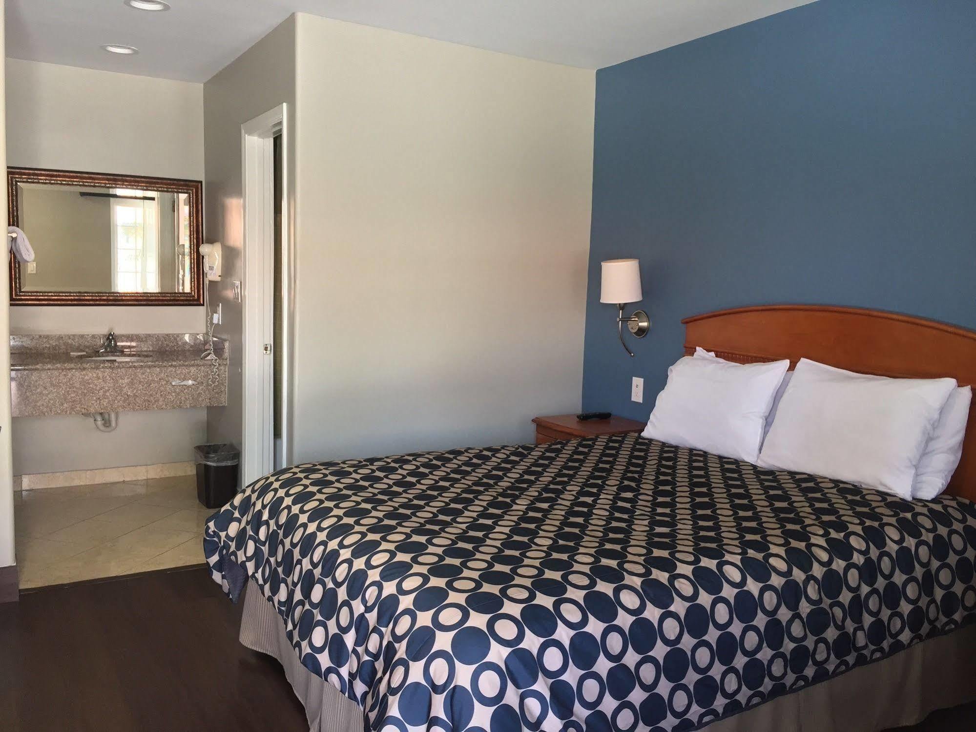 Hyland Inn Brea Zewnętrze zdjęcie